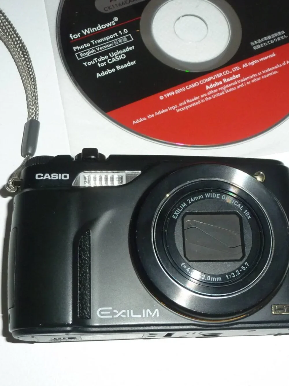 Casio Exilim EX FH100 10x Optic Zoom / Box